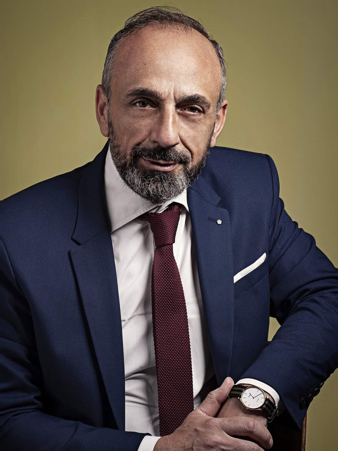 portait-83378151920 portait-83378151920