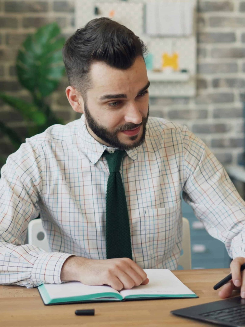 vitaly-gariev-3DN7VYRgyNk-unsplash vitaly-gariev-3DN7VYRgyNk-unsplash